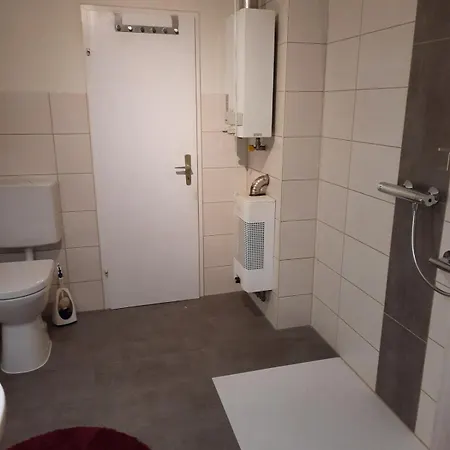 Zum Lindenberg Apartment *
